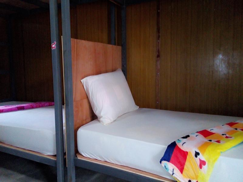 Chill Chill Long Beach Hostel Ko Lanta Exterior foto